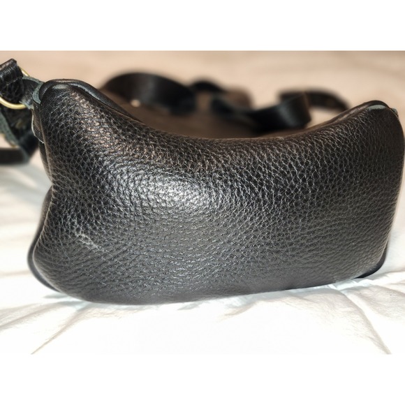 PORTLAND LEATHER PEBBLED BLACK BUCKET BACKPACK - Picture 6 of 11